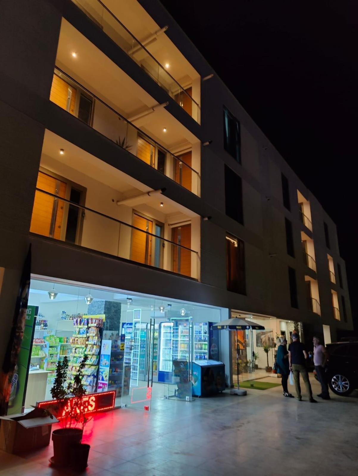 White Boutique Hotel- 데포리노드 외부 사진