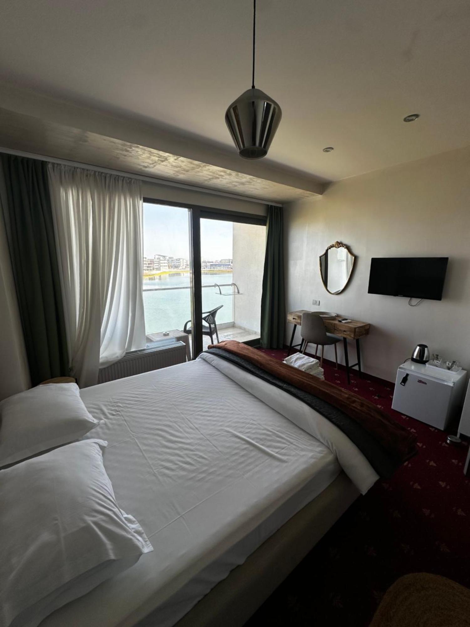 White Boutique Hotel- 데포리노드 외부 사진