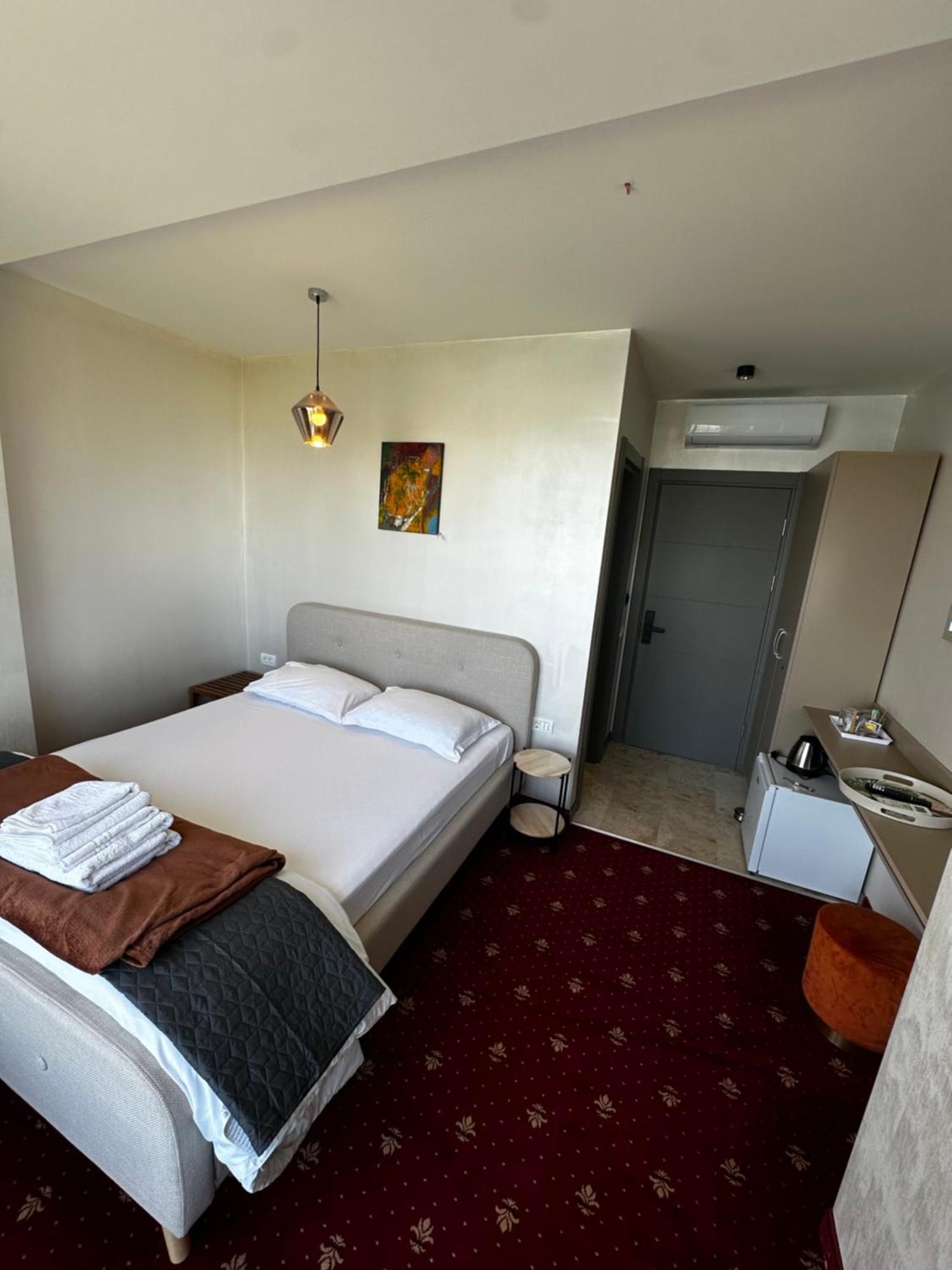 White Boutique Hotel- 데포리노드 외부 사진
